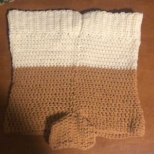 crochet shorts: can fit a medium to a large (bottom is tighter, waist is bigger)